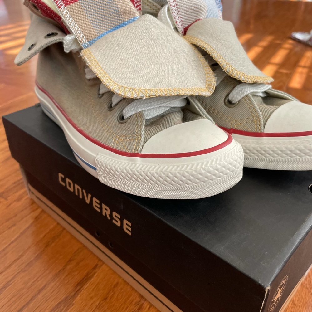 Brand New, never worn Converse